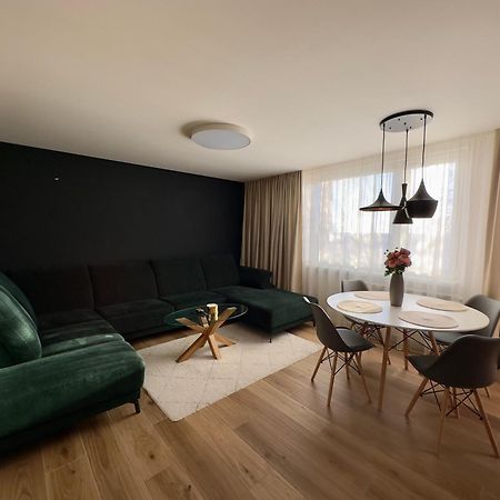 Apartman Olivia Apartment Šamorín Екстериор снимка
